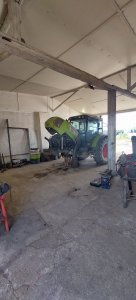 Claas Axos 320