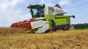 Claas Medion 330