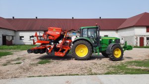 JD 6630 z Kuhn Sitra 3030 i CD3020