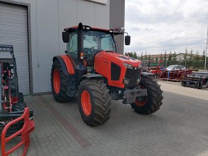 Kubota M6122