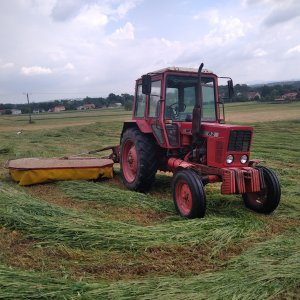 Mtz 80 i str 215