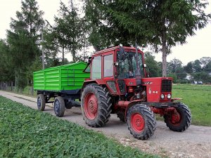 Mtz 82 & Przyczepa dwuosiowa