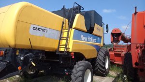 New Holland csx7070