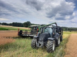 Valtra T214 Versu Zasław i Fendt 5220E