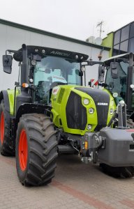 CLAAS Arion 610