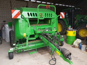 John deere f441m