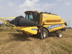 New Holland tc 5.70