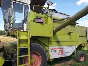 Wymiana ROZRUSZNIKA na Expom Kwidzyn - Claas Dominator