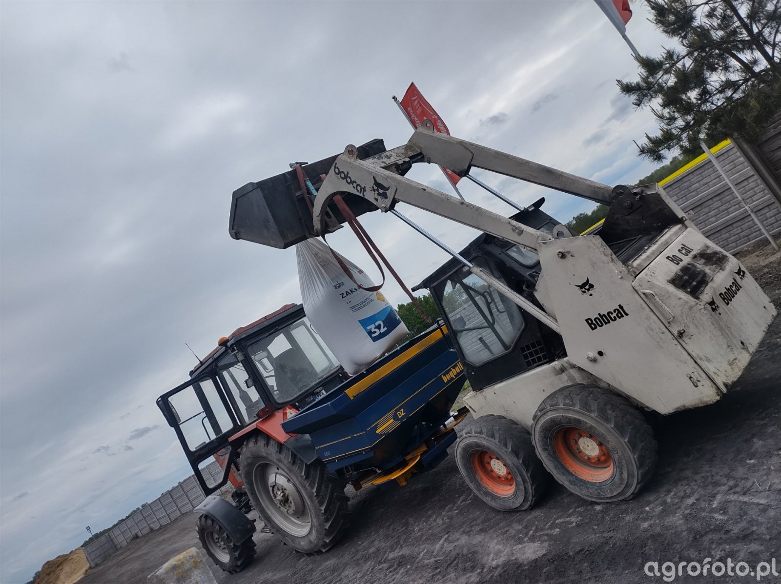 Bobcat 843 Fotka ładowarki 806418 Galeria Rolnicza Agrofoto