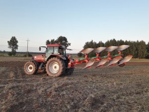 Case MX 135 & Agro Masz PO4