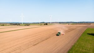 John Deere 6145R & Expom lech