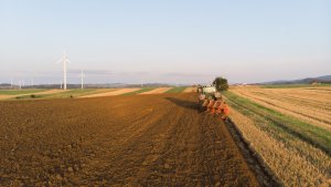 John Deere 6145R & Opall-agri Jupiter 140