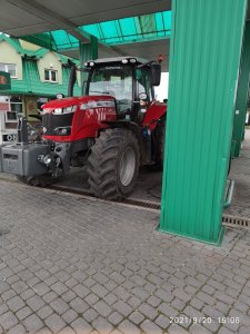 Massey ferguson 7715dvt
