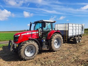 Massey Ferguson 7715S