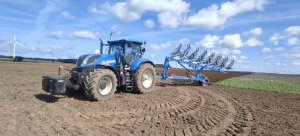 New Holland T7 270AC i Lemken Diamant 16 , 6+1