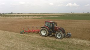 Orka pod międzyplon.