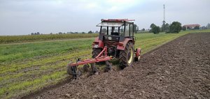 Ursus C-360 i pług UG 3