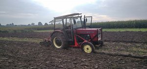 Ursus C-360 i pług UG 3