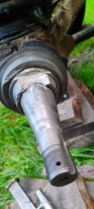 Usuwanie pierścienia wew. łożyska