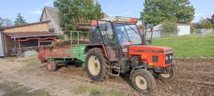 Zetor i rozrzutnik 3.5T