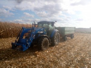 New Holland T 5.85 & Pronar