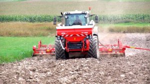 Fendt 930 Vario & Kuhn CSC6000