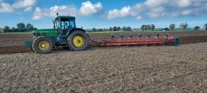 John Deere 7810 Kverneland PB100-7