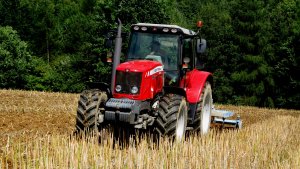 Massey Ferguson 5475 Dyna 4 & Mandam KUS 3,0m.