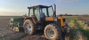 Renault 120.54 z agregatem aktywnym famarol