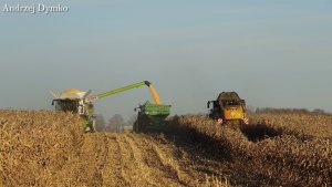 Claas Lexion 7600 & New Holland CX7.90