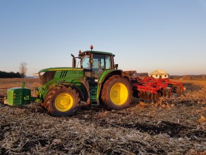 John Deere 6175M