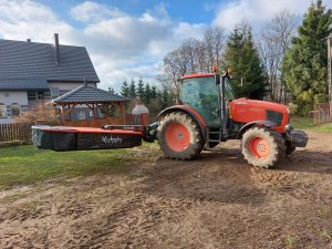 Kubota M135GX i Kubota DM3032