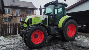 Claas Arion 620