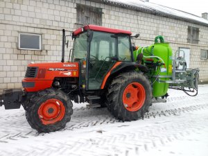 Kubota ME 5700 i Tolmet Klara 1018