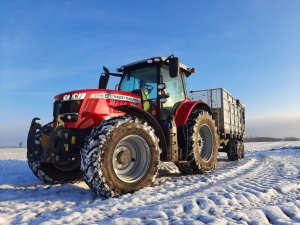 Massey Ferguson 7715S & Metal Fach