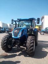 New Holland T5