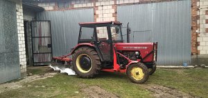 Ursus C-360 i pług UG 3