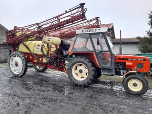 Hardi TZY 2400 i zetor 5211