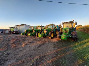 John deer x 4 i Claas 