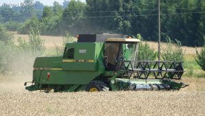 John Deere 1075