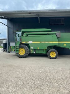 John Deere 2254