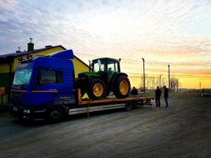 John Deere 6400