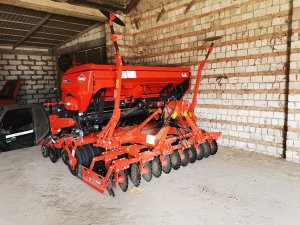 Kuhn CD 3020 + Sitera 3030