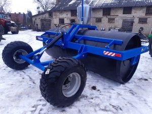 Wał 3m na sucho 2500kg