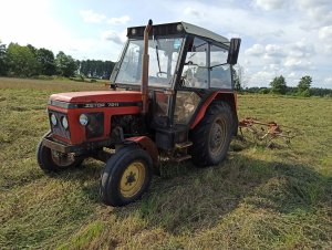 Zetor 7211 i przetrząsacz