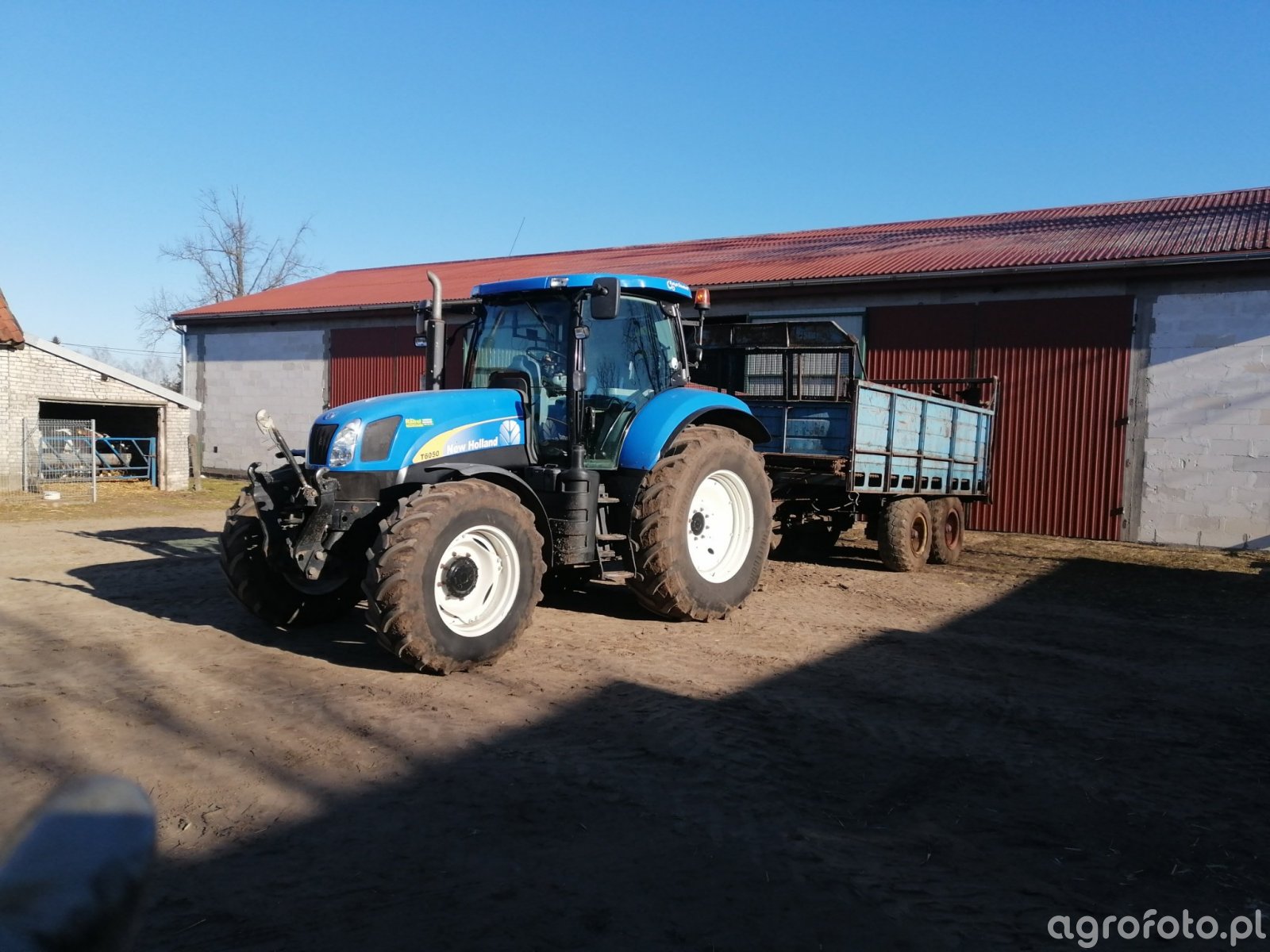 New Holland t6050rc