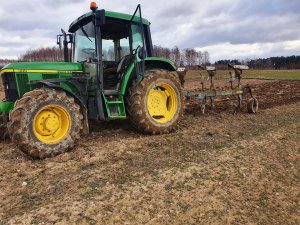 John Deere 6110 / Lemken Opal 140