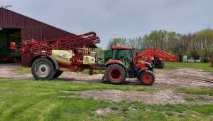 kubota m7060 i hardi Commander 2200