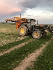 John Deere 2250 & cebeco 1100