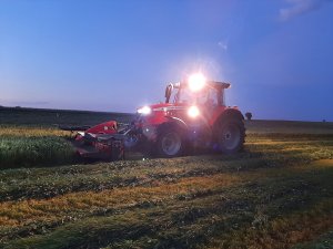 Massey Ferguson 7715S